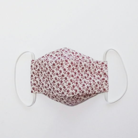 3D Flower Patterned Face Mask - Picture 4 of 7